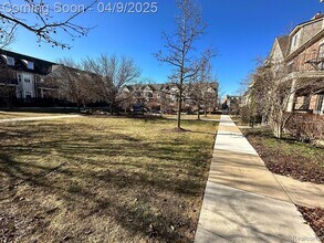 25628 Portico Ln in Novi, MI - Building Photo - Building Photo
