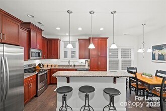 20019 Lamp Lighters Way in Cornelius, NC - Building Photo - Building Photo