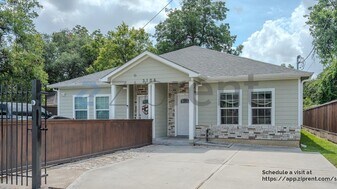 3106 King St in Houston, TX - Building Photo