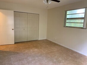 2526 Taylor St, Unit 3 in Hollywood, FL - Building Photo - Building Photo