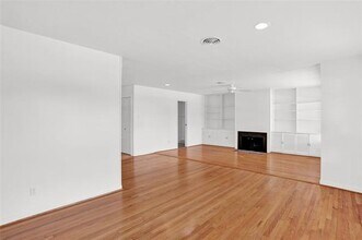 10533 Solta Dr in Dallas, TX - Building Photo - Building Photo
