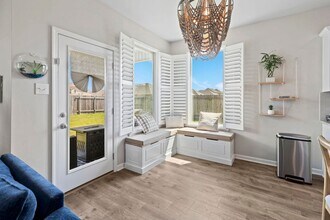 294 Windsor Woods in Sulphur, LA - Foto de edificio - Building Photo