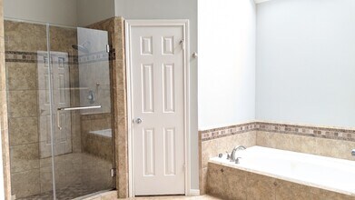 1918 Shadow Forest Dr in Katy, TX - Building Photo - Building Photo