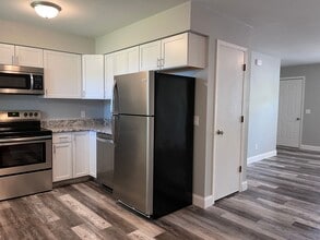 413 North St in Iola, KS - Building Photo - Building Photo