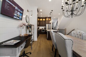 456 Altamaha St in Savannah, GA - Building Photo - Building Photo