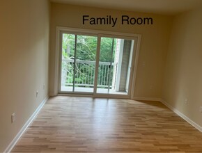 2 2nd St in Grafton, MA - Foto de edificio - Building Photo