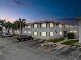 1821 NE 62nd St in Fort Lauderdale, FL - Building Photo