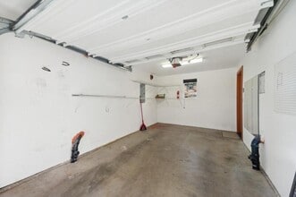 6702 Alonzo Ave NW in Seattle, WA - Foto de edificio - Building Photo