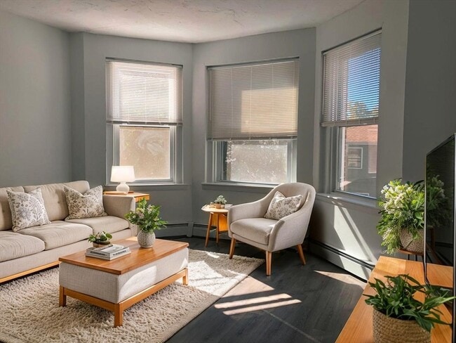 25 Chester St, Unit 3