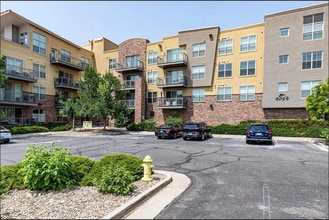 9059 E Panorama Cir, Unit 309 in Englewood, CO - Building Photo - Building Photo