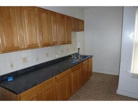 140 Callender St-Unit -6 in Boston, MA - Building Photo - Building Photo