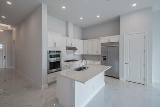 12468 Nautilus Cir in Palm Beach Gardens, FL - Building Photo - Building Photo