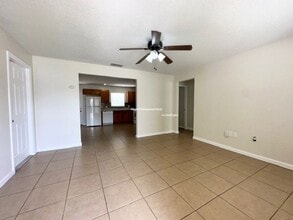 658 McKinley Ct in Kissimmee, FL - Building Photo - Building Photo