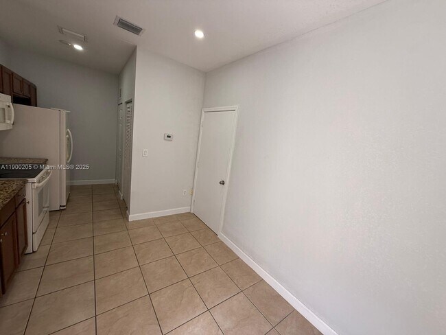 9061 SW 169th Ct in Miami, FL - Building Photo - Building Photo