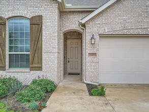 11400 American Mustang Lp in Manor, TX - Building Photo - Building Photo