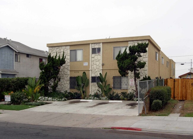 4270 34th St in San Diego, CA - Foto de edificio - Building Photo