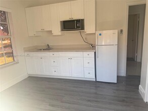 10103 SW 159th Ave in Miami, FL - Building Photo - Building Photo