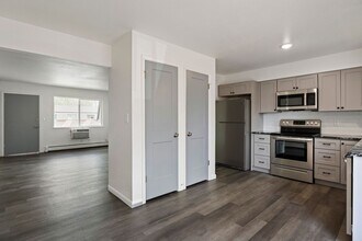 1629 Azalea Dr in Fort Collins, CO - Building Photo - Building Photo