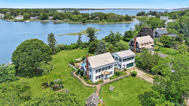 1160 Goose Creek Ln in Southold, NY - Building Photo - Building Photo