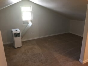 611 46th St W in Bradenton, FL - Building Photo - Building Photo