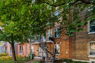 654 Gordon Rue in Verdun, QC - Building Photo