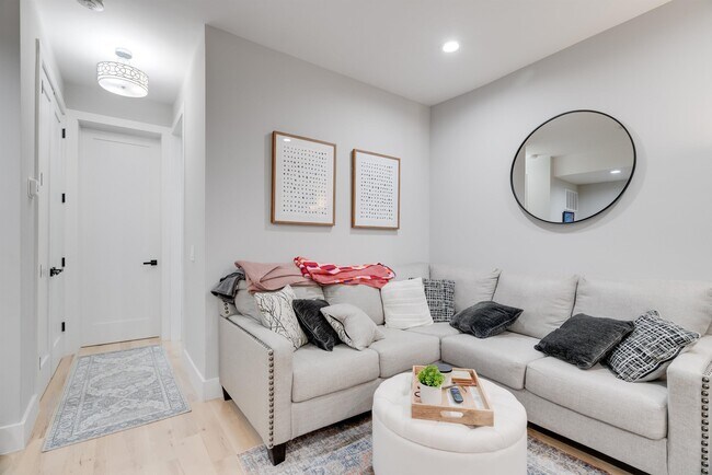 287 Webster Ave in Jersey City, NJ - Building Photo - Building Photo