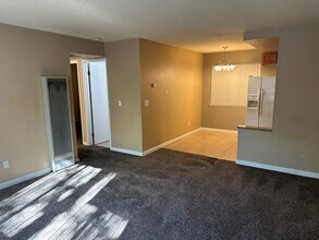 2810 H St in Sacramento, CA - Foto de edificio - Building Photo