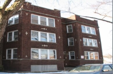 1460 E 69th St in Chicago, IL - Foto de edificio