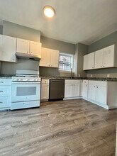 477 Dudley St, Unit 2 in Boston, MA - Building Photo - Building Photo