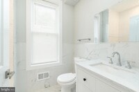 2000 E Huntingdon St photo'