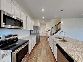 4820 Chutney Dr in Nashville, TN - Building Photo - Building Photo