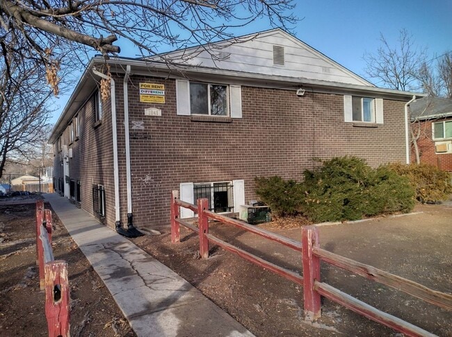 1941 Clinton St