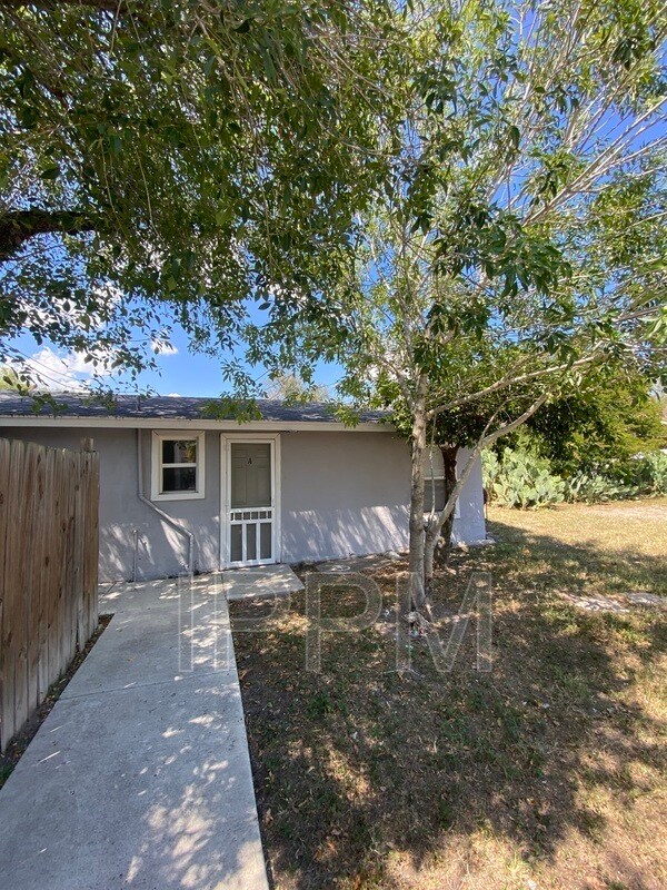 902 N D St in Harlingen, TX - Building Photo - Building Photo