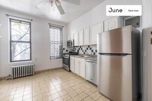 932 Columbus Ave, Unit 4S in New York, NY - Building Photo