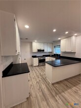 1211 Clearwater Dr in New Braunfels, TX - Building Photo - Building Photo