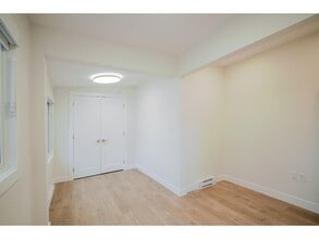 12317 Beecher St in Surrey, BC - Building Photo - Building Photo