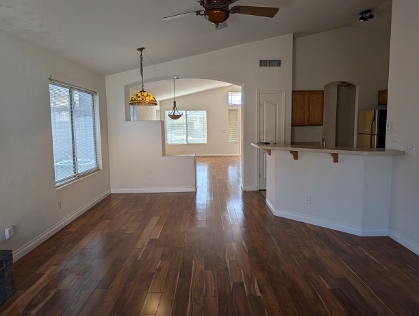 4406 E Tether Trail in Phoenix, AZ - Building Photo