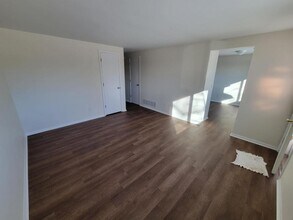 4922 S Harrison St in Fort Wayne, IN - Building Photo - Building Photo