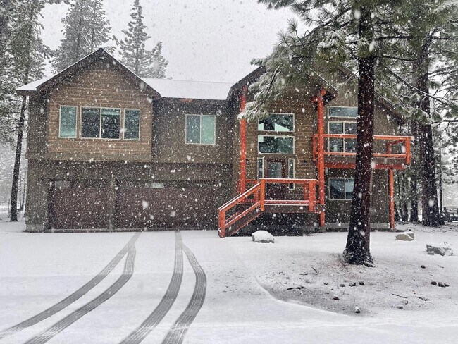property at 2810 St Nick Way