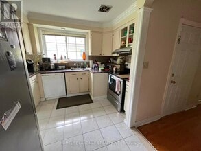 3498 Orion Crescent in Mississauga, ON - Building Photo - Building Photo