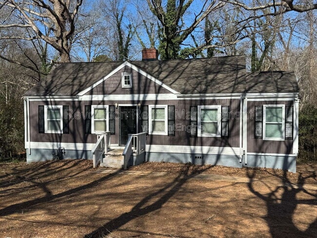 property at 2648 Joyce Ave