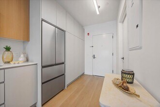 8 Chester Ave-Unit -118 in White Plains, NY - Building Photo - Building Photo