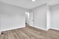 2558 Aisquith St photo'