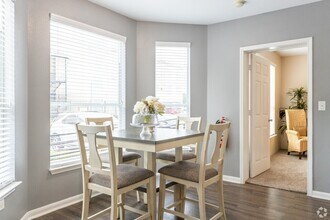 5154 Griggs Rd in Houston, TX - Building Photo - Building Photo