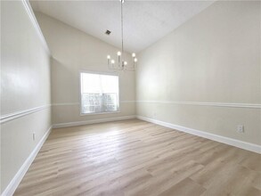 74 Morning Glen Ct in Suwanee, GA - Building Photo - Building Photo