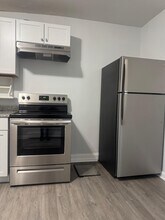 168 Warren Ct in Lowell, MA - Building Photo - Building Photo