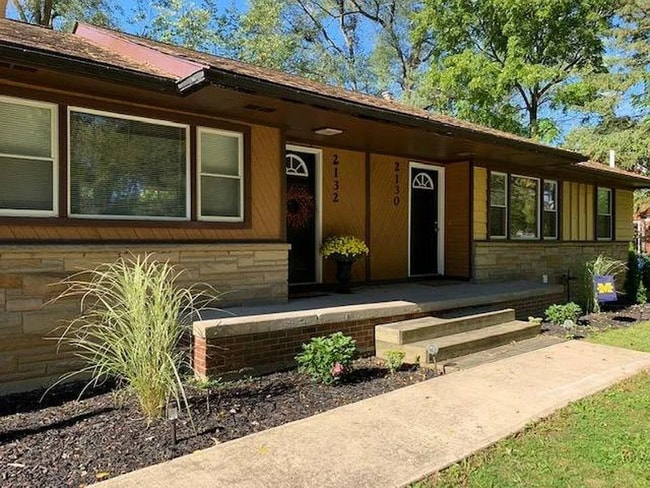 2130-2132 Washtenaw Ave