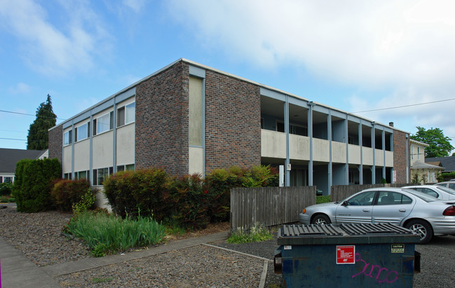 403-409 NW 12th St in Corvallis, OR - Building Photo - Building Photo