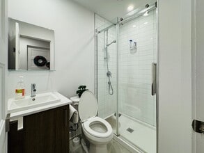 2693 Bd Pie-IX in Montréal, QC - Building Photo - Building Photo