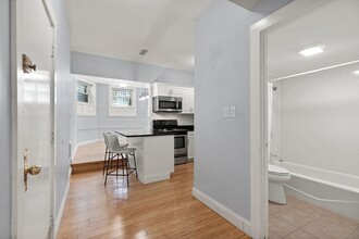 35 Bay State Rd, Unit BF in Boston, MA - Foto de edificio - Building Photo